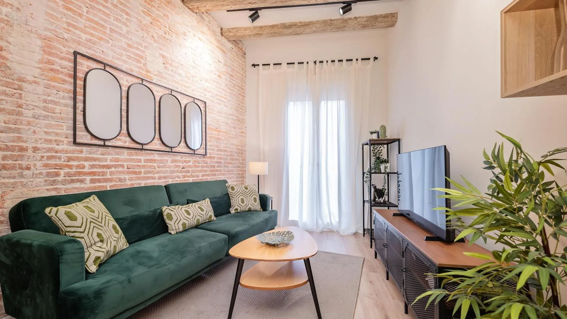 Urgell Apartment Barcelona Spain