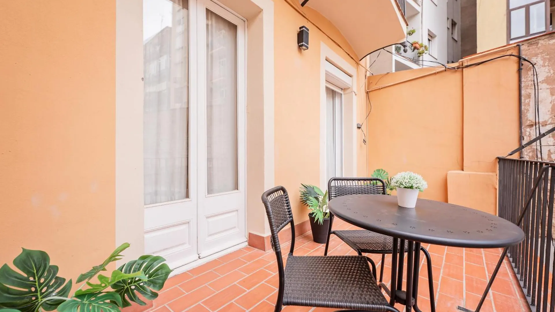 Urgell Apartment Barcelona