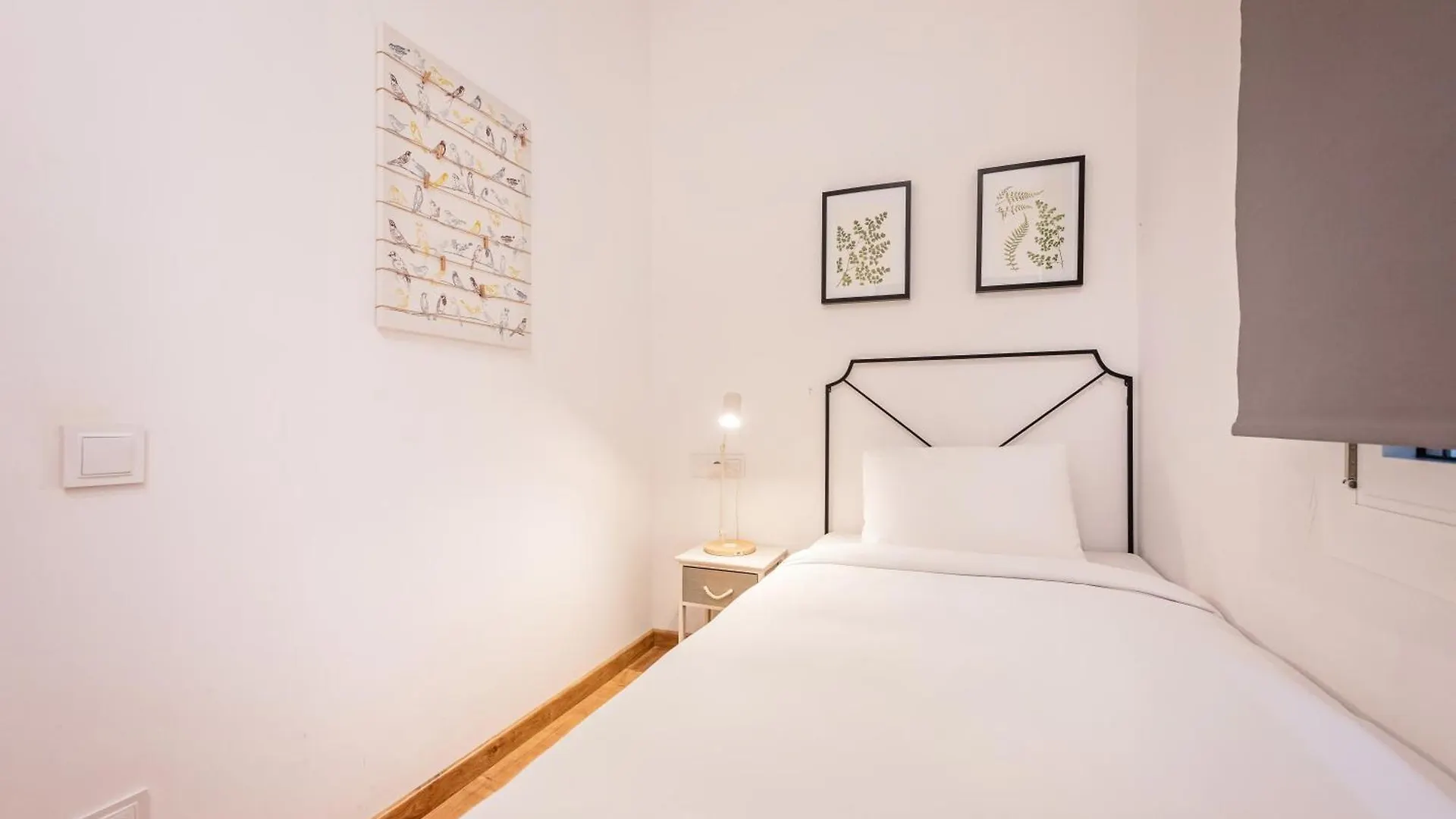Urgell Apartment Barcelona