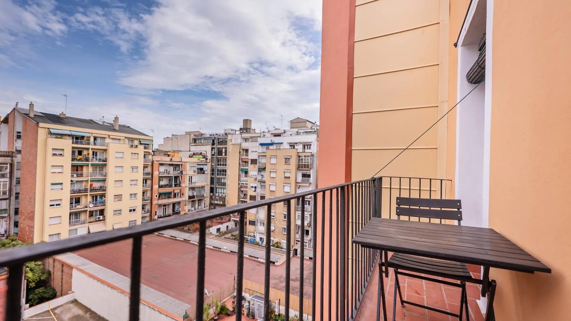 Urgell Apartment Barcelona