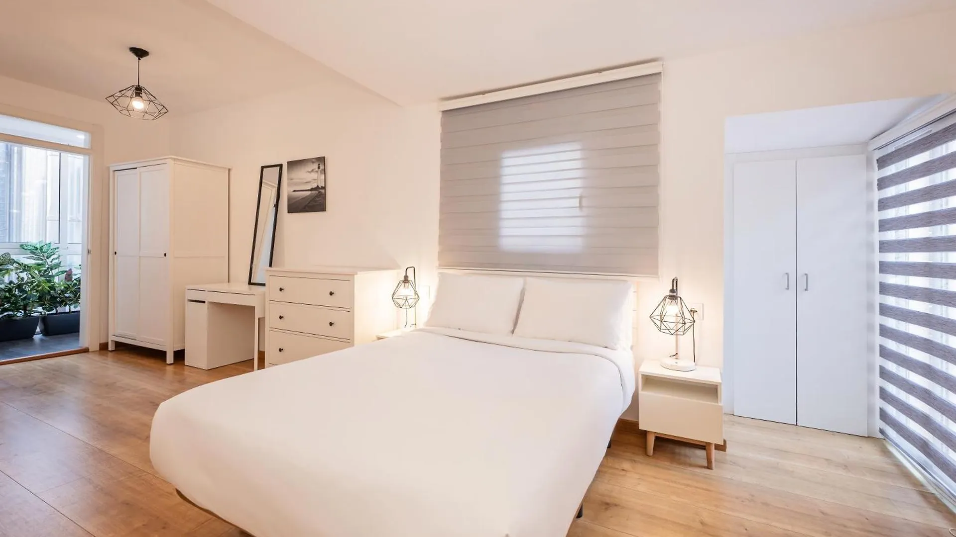 Urgell Apartment Barcelona 0*,  Spain