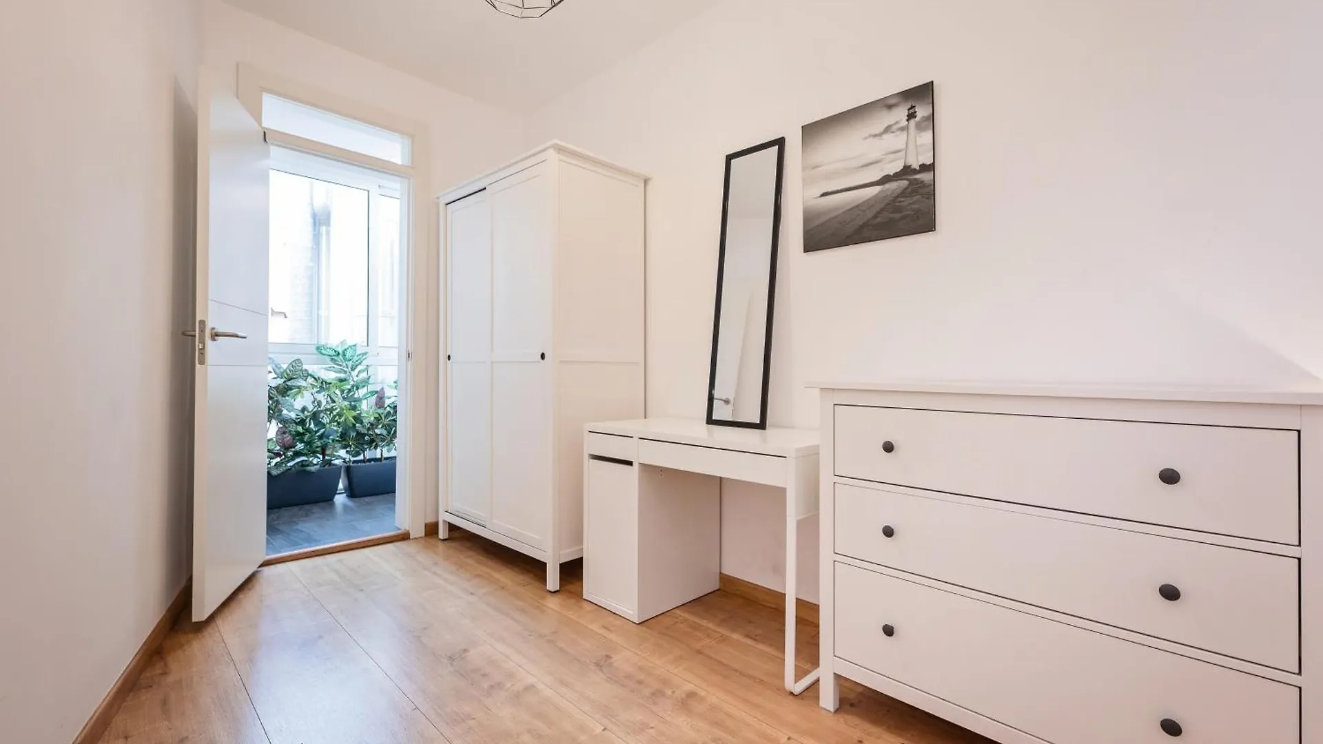 Urgell Apartment Barcelona